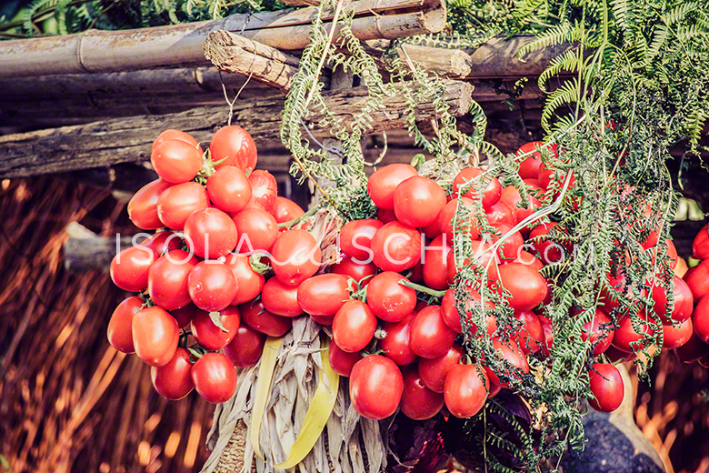 Il Piennolo di pomodori e cucina ischitana