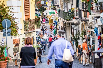 Shopping a Ischia